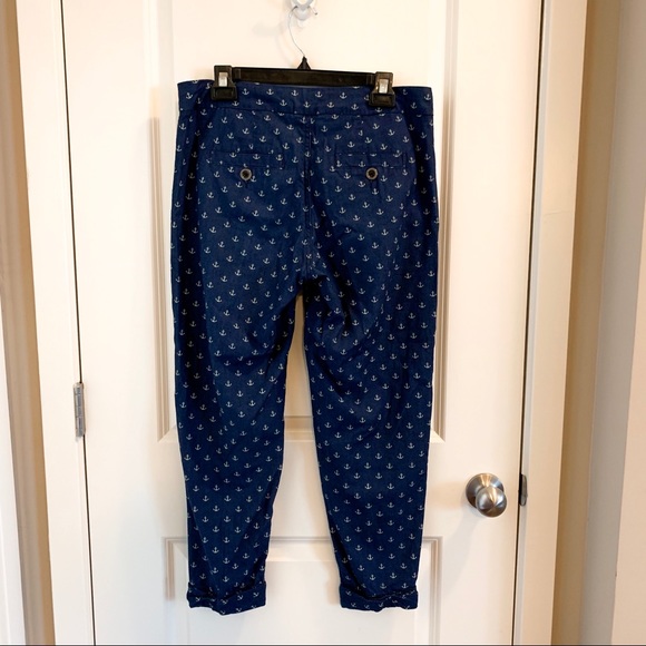 Nanette Lepore
Anchor-Print Rolled-Cuff Pants - Picture 6 of 8